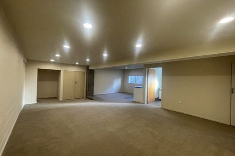 Photo of property in 9 Quibray Place, Botany Downs, Auckland, 2010