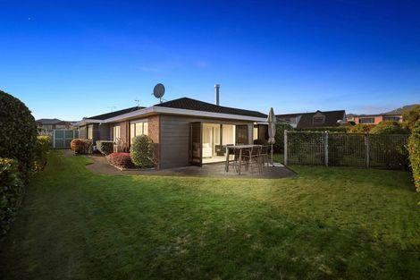 Photo of property in 2/77 Harvey Street, Waipahihi, Taupo, 3330