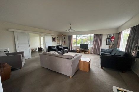 Photo of property in 14 Ardal Grove, Tirohanga, Lower Hutt, 5010
