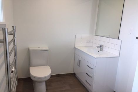 Photo of property in 20 Denise Crescent, Hornby, Christchurch, 8042