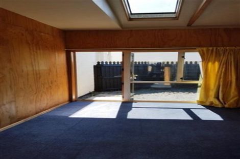 Photo of property in 7 Whitmore Street, Edgeware, Christchurch, 8013