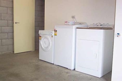 Photo of property in 19 Ballantrae Place, Thorndon, Wellington, 6011