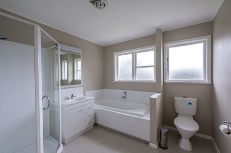 Photo of property in 173 State Highway 1, Waikanae, 5391