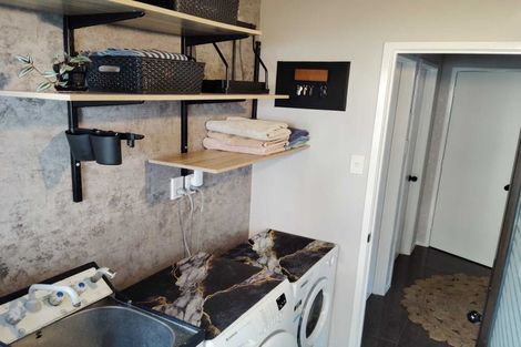 Photo of property in 1/11 Cambric Place, Botany Downs, Auckland, 2010