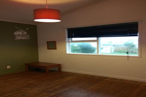 Photo of property in 324 Rangatira Road, Beach Haven, Auckland, 0626