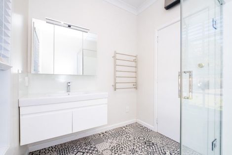 Photo of property in 339 Seafield Road, Eskdale, Napier, 4182