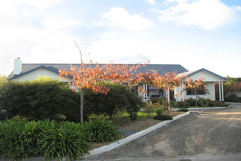 Photo of property in 4 Westpeak Way, Otaki, 5512