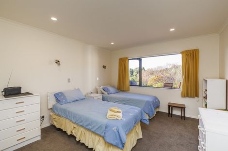 Photo of property in 15 Greenwood Place, Fitzherbert, Palmerston North, 4410