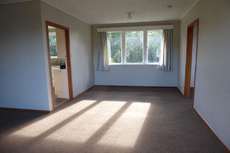 Photo of property in 17 Gill Crescent, Blockhouse Bay, Auckland, 0600