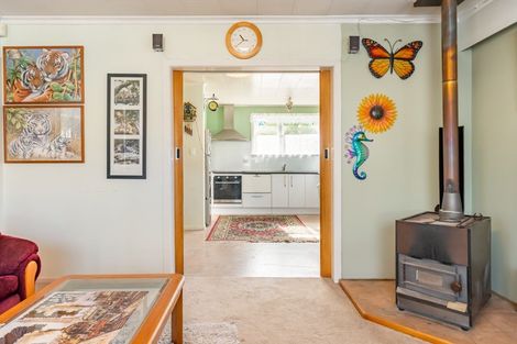 Photo of property in 22 Oregon Drive, Maoribank, Upper Hutt, 5018