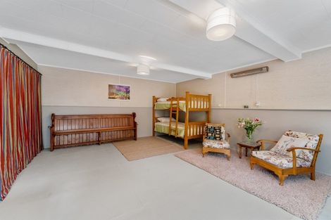 Photo of property in 4 Titoki Road, Waikanae Beach, Waikanae, 5036