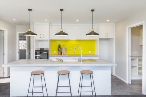 Photo of property in 22 Filmer Crescent, Wallaceville, Upper Hutt, 5018