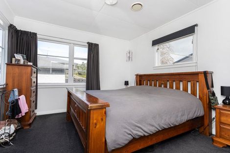 Photo of property in 35 Guy Street, Dannevirke, 4930