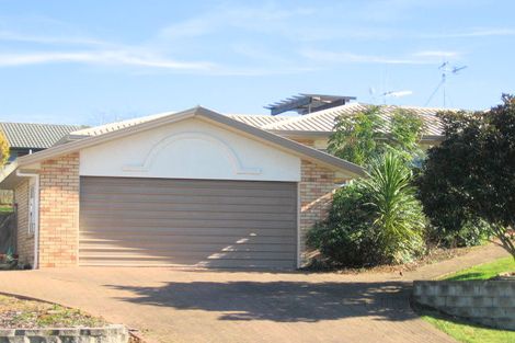 Photo of property in 37 Cashmere Place, Flagstaff, Hamilton, 3210