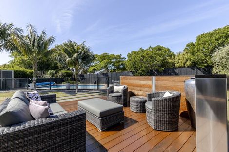 Photo of property in 55 Shelter Grove, Frankleigh Park, New Plymouth, 4310