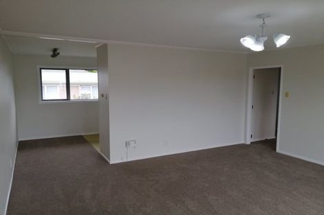 Photo of property in 2/3 Butterworth Drive, Glendene, Auckland, 0602