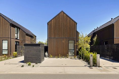 Photo of property in 5 Casterway Crescent, Jacks Point, 9371