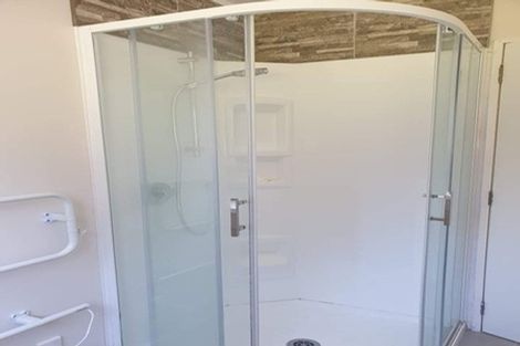 Photo of property in 40 Kent Road, Saint Johns Hill, Whanganui, 4501