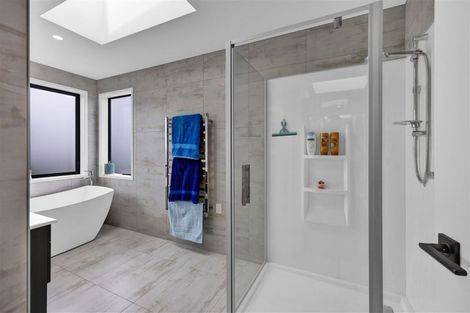 Photo of property in 14 Waitaha Place, Bell Block, New Plymouth, 4312