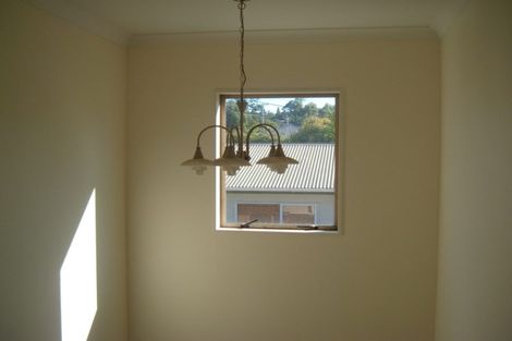 Photo of property in 17a Tomo Street, New Lynn, Auckland, 0600