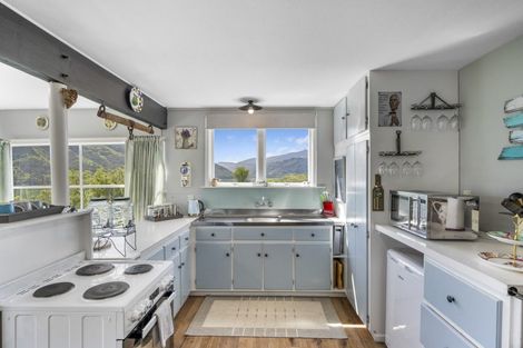 Photo of property in 65 Moenui Road, Havelock, 7281