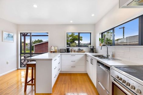 Photo of property in 4a Wingate Street, Redwood, Christchurch, 8051