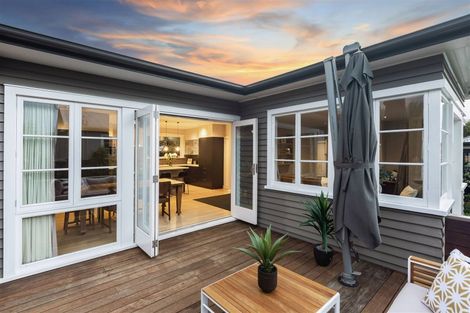 Photo of property in 128 Rutland Street, St Albans, Christchurch, 8052