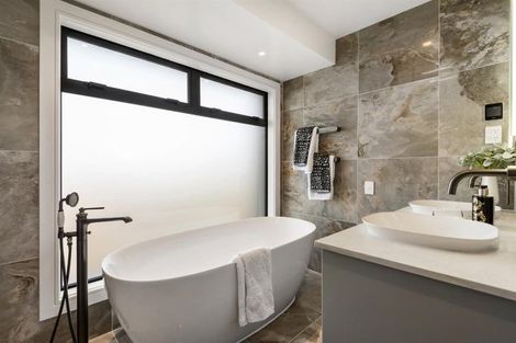 Photo of property in 20 Beach Road, Castor Bay, Auckland, 0620