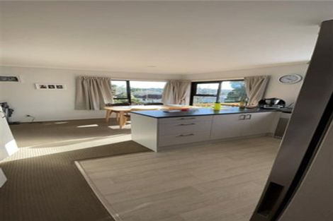 Photo of property in 1/32 Velma Road, Hillcrest, Auckland, 0627