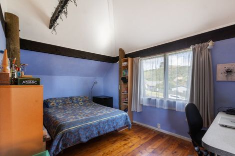 Photo of property in 54 Resolution Road, Welcome Bay, Tauranga, 3112