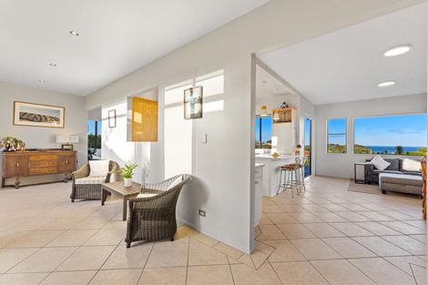 Photo of property in 68 Barrier View Road, Leigh, 0985