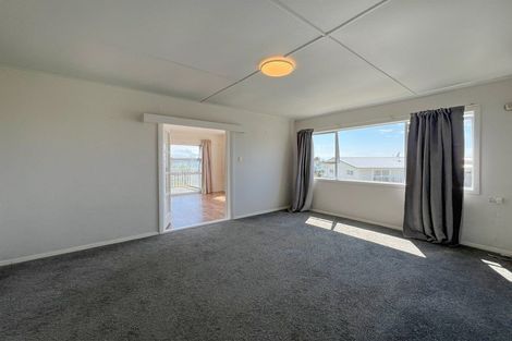 Photo of property in 21 Brightside Road, Stanmore Bay, Whangaparaoa, 0932
