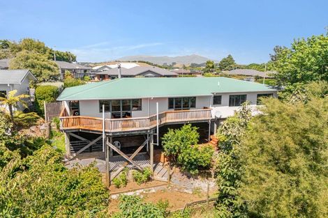 Photo of property in 6 Pararewa Drive, Whalers Gate, New Plymouth, 4310