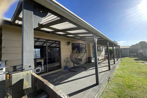 Photo of property in 1 Orchard Place, Lynmore, Rotorua, 3010