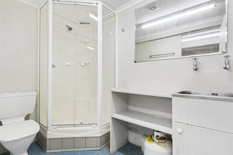 Photo of property in 29a Glenfern Road, Mellons Bay, Auckland, 2014