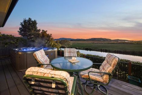 Photo of property in 9 Senecio Way, Papamoa Beach, Papamoa, 3118