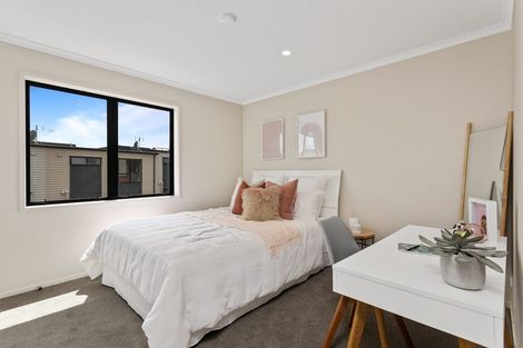 Photo of property in 7/6 Onekiritea Road, Hobsonville, Auckland, 0616