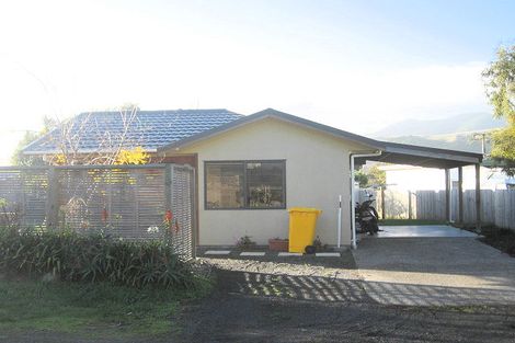 Photo of property in 4 Miro Road, Raumati South, Paraparaumu, 5032