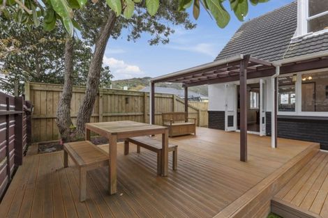 Photo of property in 1/366a Waiwhetu Road, Fairfield, Lower Hutt, 5011