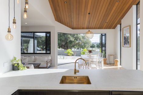 Photo of property in 1 Rutene Road, Kaiti, Gisborne, 4010