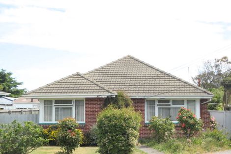Photo of property in 66 Cuffs Road, Wainoni, Christchurch, 8061