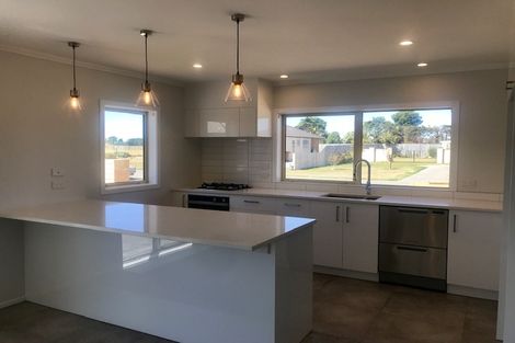 Photo of property in 5 Madison Street, Carterton, 5713