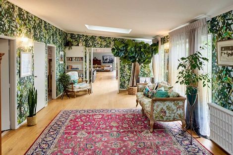 Photo of property in 15 Waitohu Road, York Bay, Lower Hutt, 5013