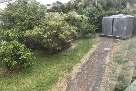 Photo of property in 936 East Coast Road, Northcross, Auckland, 0630