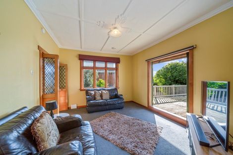 Photo of property in 48 Karina Road, Merrilands, New Plymouth, 4312