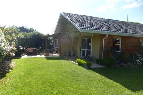 Photo of property in 6 Rowanwood Close, Halswell, Christchurch, 8025