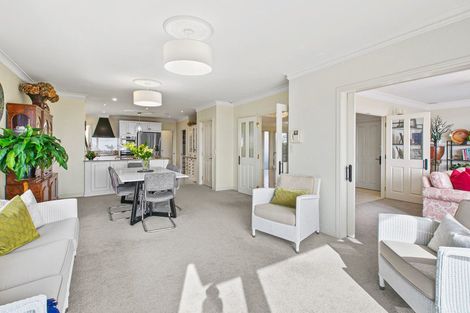 Photo of property in 448 Devon Street West, Lynmouth, New Plymouth, 4310