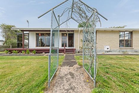 Photo of property in 40 Ihaia Street, Waitara, 4320