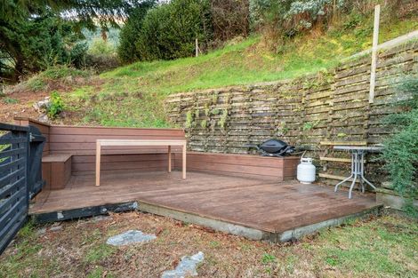 Photo of property in 5b Wye Place, Fernhill, Queenstown, 9300