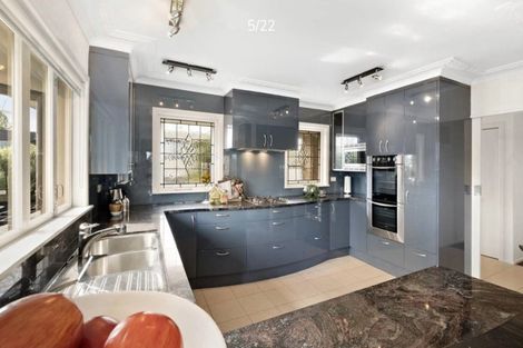 Photo of property in 70 Fisher Parade, Sunnyhills, Auckland, 2010